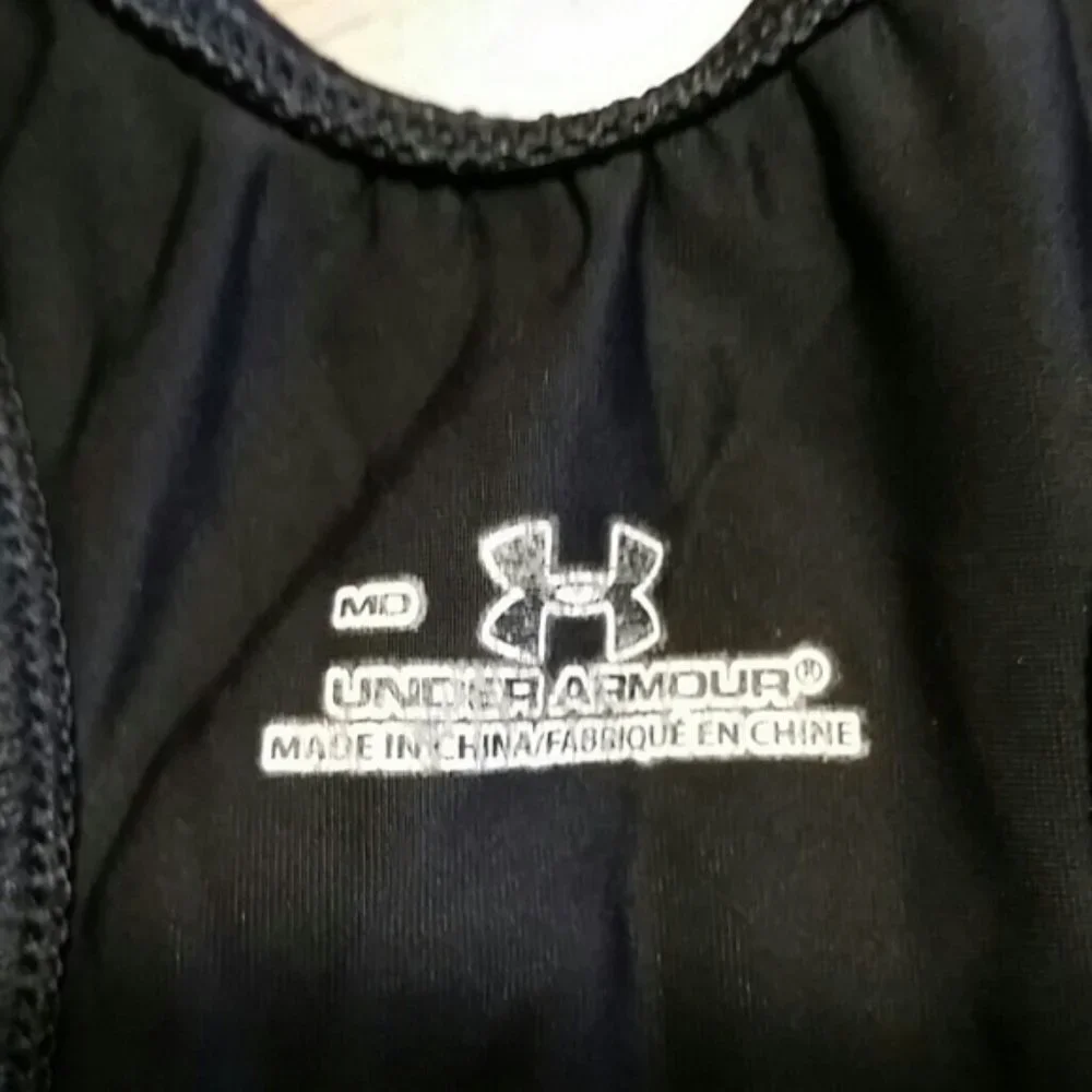 Under Armour Black Racerback Sports Bra EUC sz M